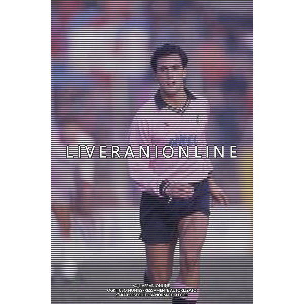 RETROSPETTIVA ANTONIO RIZZOLO CALCIATORE 1991-1992 NELLA FOTO ANTONIO RIZZOLO CON LA MAGLIA DEL PALERMO CALCIO AG ALDO LIVERANI SAS