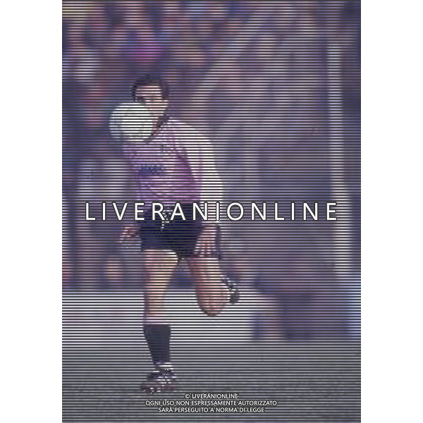 RETROSPETTIVA ANTONIO RIZZOLO CALCIATORE 1991-1992 NELLA FOTO ANTONIO RIZZOLO CON LA MAGLIA DEL PALERMO CALCIO AG ALDO LIVERANI SAS