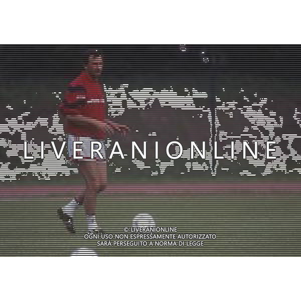 RETROSPETTIVA GAETANO SALVEMINI ALLENATORE NELLA FOTO GAETANO SALVEMINI ALLENATORE BARI CALCIO AG ALDO LIVERANI SAS