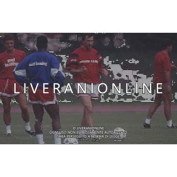 RETROSPETTIVA GAETANO SALVEMINI ALLENATORE NELLA FOTO GAETANO SALVEMINI ALLENATORE BARI CALCIO AG ALDO LIVERANI SAS