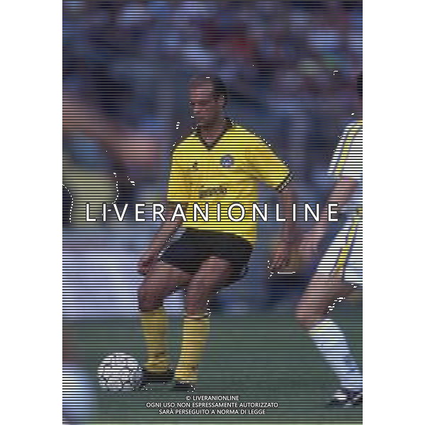 RETROSPETTIVA FRANCESCO DELL\'ANNO CALCIATORE NELLA FOTO FRANCESCO DELL\'ANNO CON LA MAGLIA DELL\'UDINESE CALCIO AG ALDO LIVERANI SAS