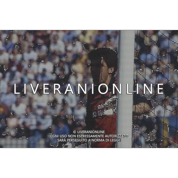 RETROSPETTIVA CORTI ROBERTO CALCIATORE NELLA FOTO ROBERTO CORTI CON LA MAGLIA DELL\'ASCOLI CALCIO AG ALDO LIVERANI SAS