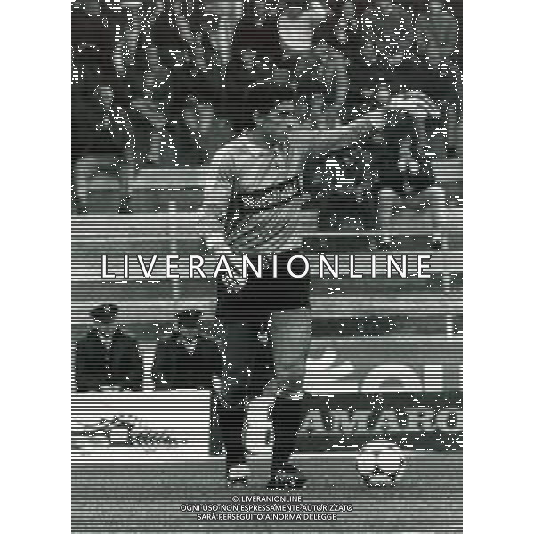 RETROSPETTIVA CORTI ROBERTO CALCIATORE NELLA FOTO ROBERTO CORTI CON LA MAGLIA DELL\'ASCOLI CALCIO AG ALDO LIVERANI SAS