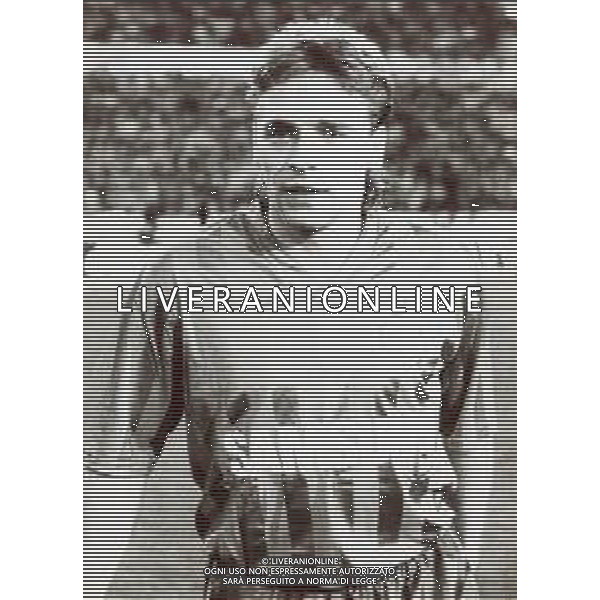 RETROSPETTIVA THOMAS HASSLER CALCIATORE 1990 NELLA FOTO THOMAS HASSLER CON LA MAGLIA DEL COLONIA AG ALDO LIVERANI SAS