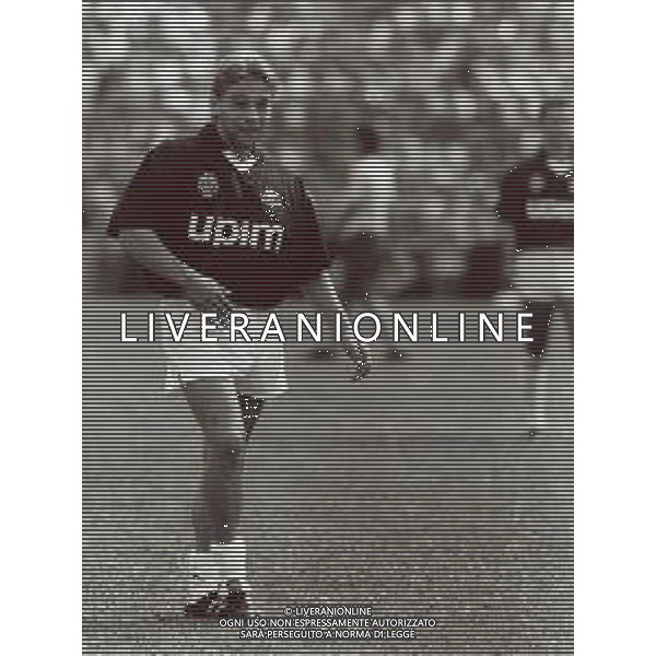 RETROSPETTIVA THOMAS HASSLER CALCIATORE 1990-1991 NELLA FOTO THOMAS HASSLER CON LA MAGLIA DELLA JUVENTUS AG ALDO LIVERANI SAS