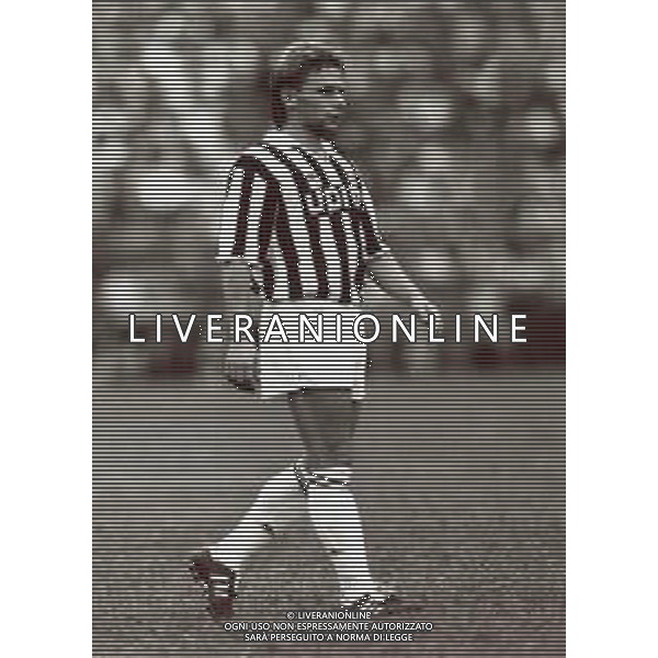 RETROSPETTIVA THOMAS HASSLER CALCIATORE 1990-1991 NELLA FOTO THOMAS HASSLER CON LA MAGLIA DELLA JUVENTUS AG ALDO LIVERANI SAS