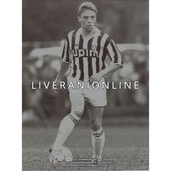 RETROSPETTIVA THOMAS HASSLER CALCIATORE 1990-1991 NELLA FOTO THOMAS HASSLER CON LA MAGLIA DELLA JUVENTUS AG ALDO LIVERANI SAS