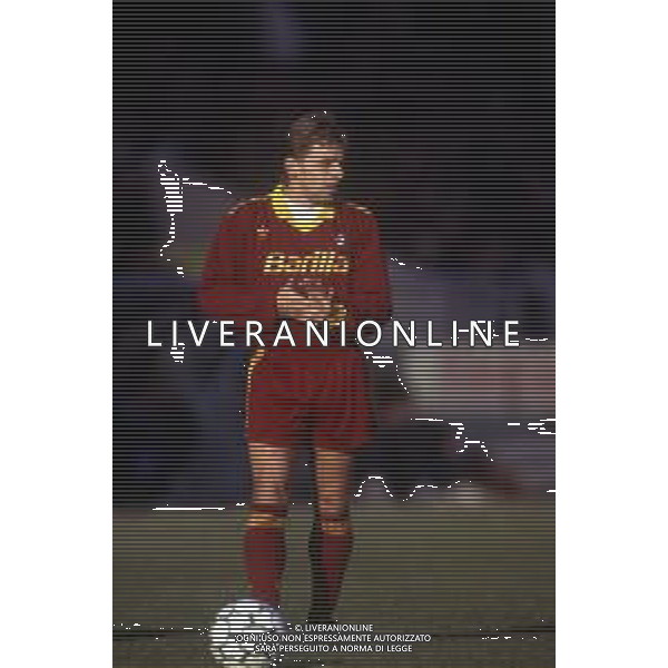 RETROSPETTIVA THOMAS HASSLER CALCIATORE 1991-1992 NELLA FOTO THOMAS HASSLER CON LA MAGLIA DELLA ROMA CALCIO AG ALDO LIVERANI SAS