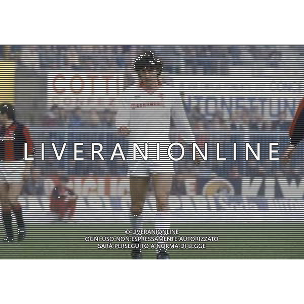 RETROSPETTIVA NICOLA ZANONE CALCIATORE NELLA FOTO NICOLA ZANONE CON LA MAGLIA DEL PERUGIA CALCIO AG ALDO LIVERANI SAS