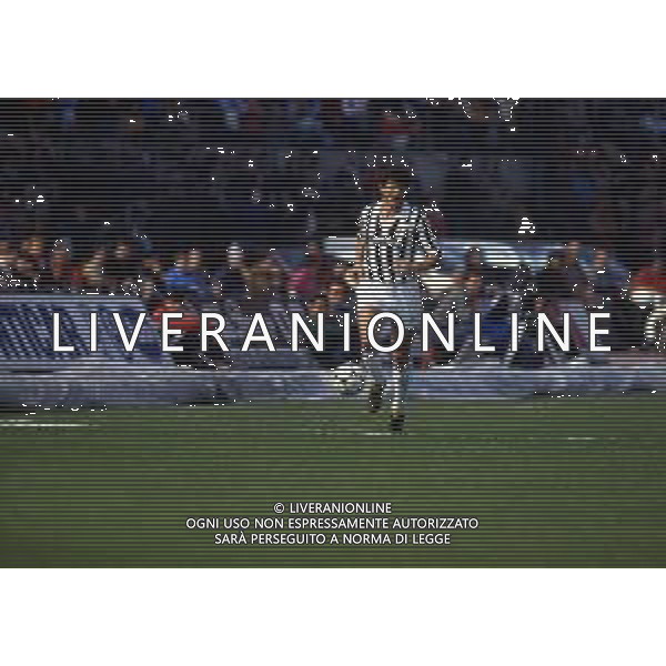 RETROSPETTIVA LUCIANO FAVERO CALCIATORE NELLA FOTO LUCIANO FAVERO CON LA MAGLIA DELLA JUVENTUS CALCIO AG ALDO LIVERANI SAS