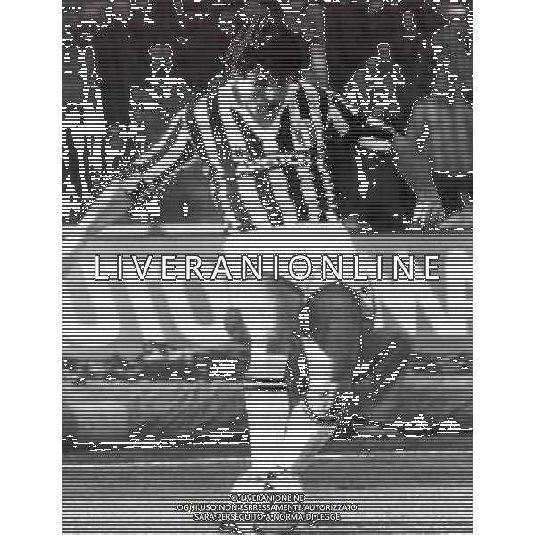RETROSPETTIVA LUCIANO FAVERO CALCIATORE NELLA FOTO LUCIANO FAVERO CON LA MAGLIA DELLA JUVENTUS CALCIO AG ALDO LIVERANI SAS