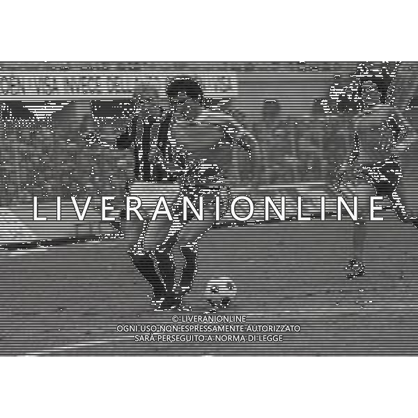 15-02-1981 MILANO-CAMPIONATO DI CALCIO SERIE B MILAN VARESE 1-0 NELLA FOTO RUBEN BURIANI E ALDO CERANTOLA AG ALDO LIVERANI SAS