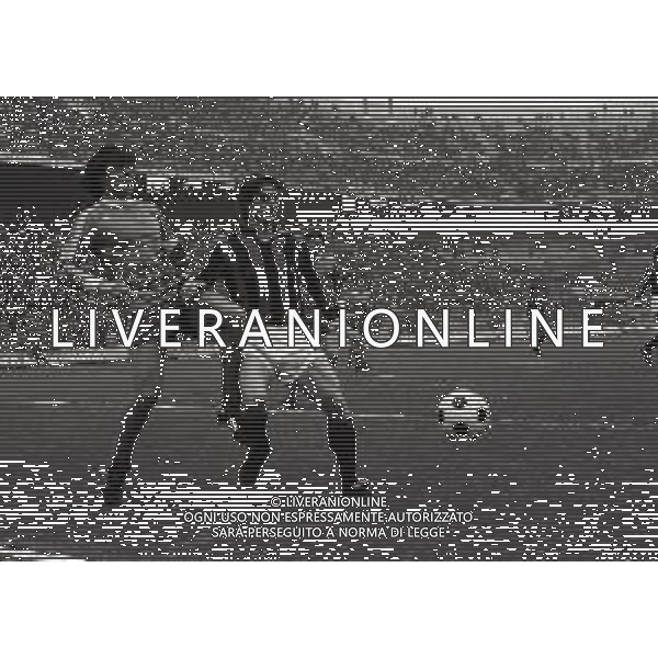 15-02-1981 MILANO-CAMPIONATO DI CALCIO SERIE B MILAN VARESE 1-0 NELLA FOTO FRANCESCO VINCENZI AG ALDO LIVERANI SAS