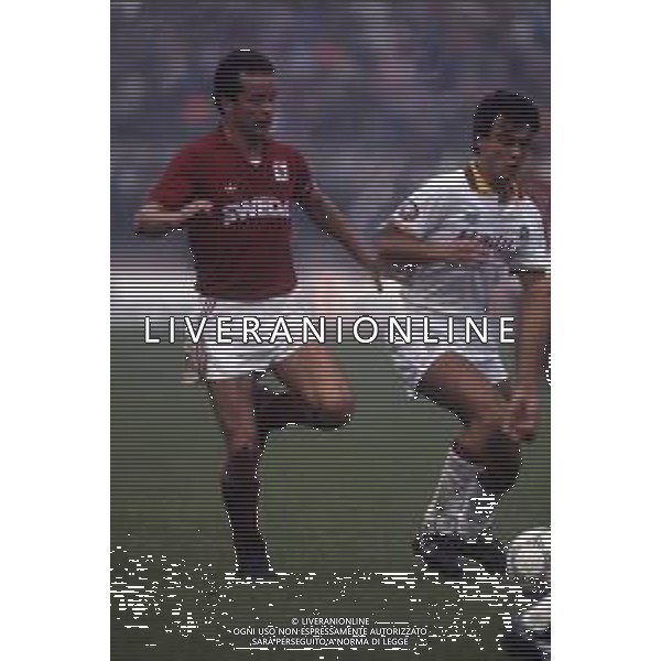 RETROSPETTIVA GIUSEPPE DOSSENA CALCIATORE 1986-1987 NELLA FOTO GIUSEPPE DOSSENA CON LA MAGLIA DEL TORINO CALCIO AG ALDO LIVERANI SAS