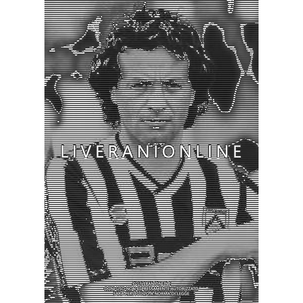 RETROSPETTIVA GIUSEPPE DOSSENA CALCIATORE 1987-1988 NELLA FOTO GIUSEPPE DOSSENA CON LA MAGLIA DELL\'UDINESE CALCIO AG ALDO LIVERANI SAS