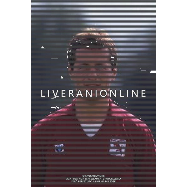 RETROSPETTIVA GIUSEPPE DOSSENA CALCIATORE NELLA FOTO GIUSEPPE DOSSENA CON LA MAGLIA DEL TORINO CALCIO AG ALDO LIVERANI SAS