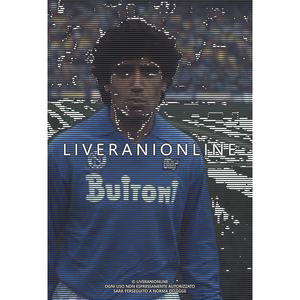 RETROSPETTIVA FRANCESCO ROMANO CALCIATORE NELLA FOTO FRANCESCO ROMANO CON LA MAGLIA DEL NAPOLI CALCIO AG ALDO LIVERANI SAS