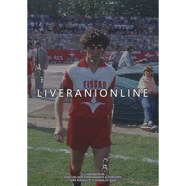 RETROSPETTIVA FRANCESCO ROMANO CALCIATORE NELLA FOTO FRANCESCO ROMANO CON LA MAGLIA DELLA TRIESTINA CALCIO AG ALDO LIVERANI SAS