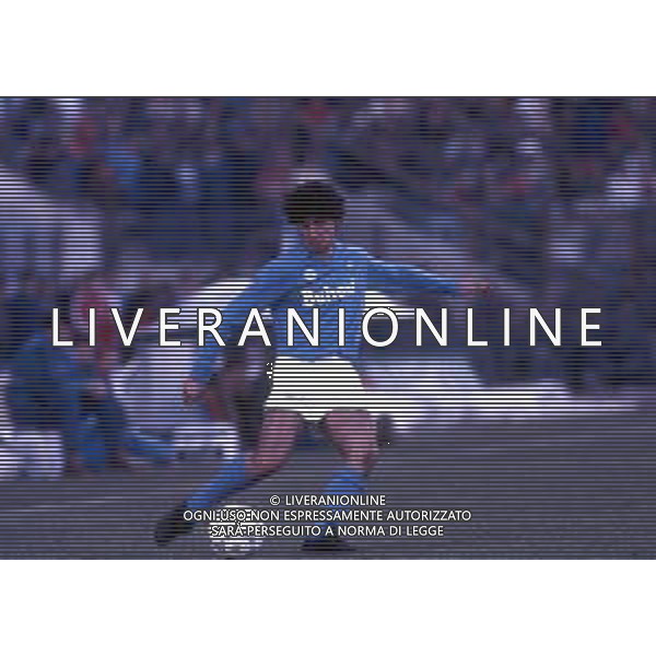 RETROSPETTIVA FRANCESCO ROMANO CALCIATORE NELLA FOTO FRANCESCO ROMANO CON LA MAGLIA DEL NAPOLI CALCIO AG ALDO LIVERANI SAS