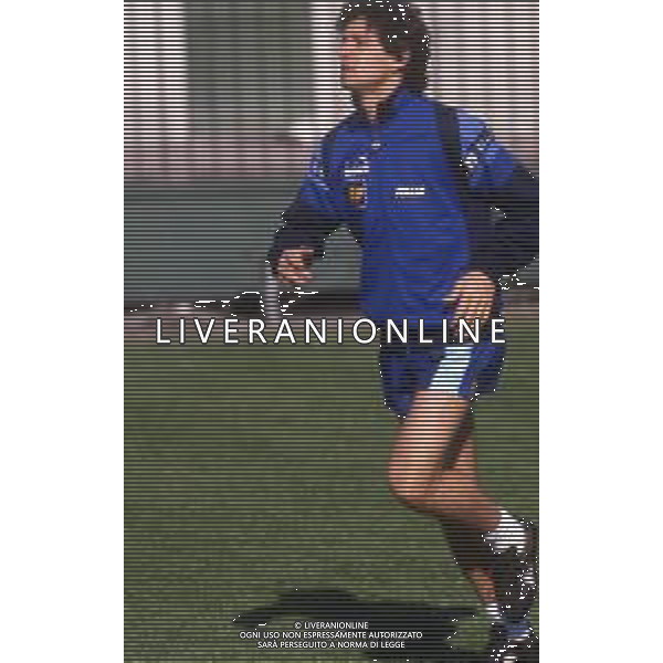 RETROSPETTIVA FRANCESCO ROMANO CALCIATORE NELLA FOTO FRANCESCO ROMANO CON LA MAGLIA DELLA NAZIONALE ITALIANA AG ALDO LIVERANI SAS