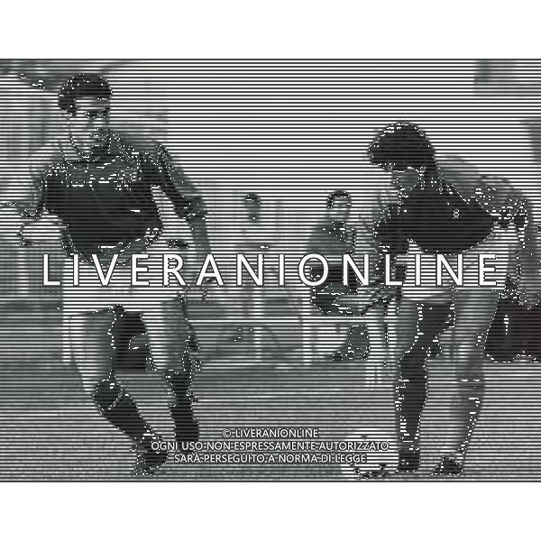 RETROSPETTIVA FRANCESCO ROMANO CALCIATORE NELLA FOTO FRANCESCO ROMANO CON LA MAGLIA DELLA NAZIONALE ITALIANA AG ALDO LIVERANI SAS