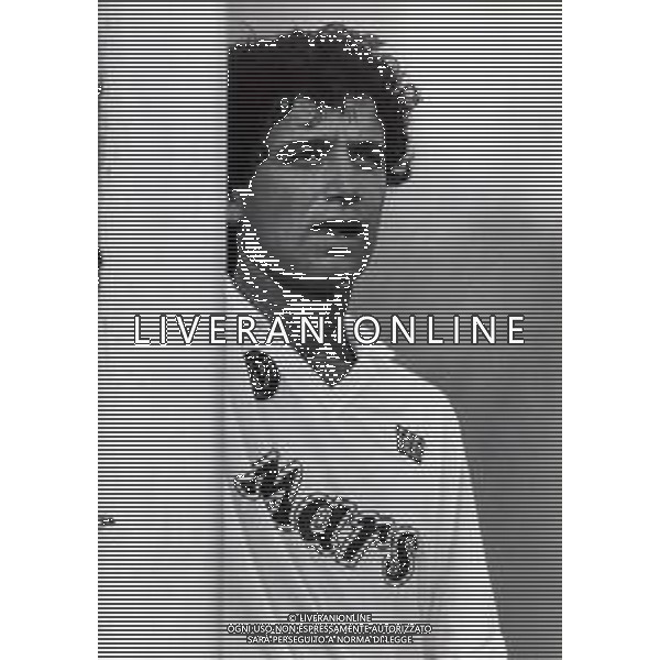 RETROSPETTIVA FRANCESCO ROMANO CALCIATORE NELLA FOTO FRANCESCO ROMANO CON LA MAGLIA DEL NAPOLI CALCIO AG ALDO LIVERANI SAS
