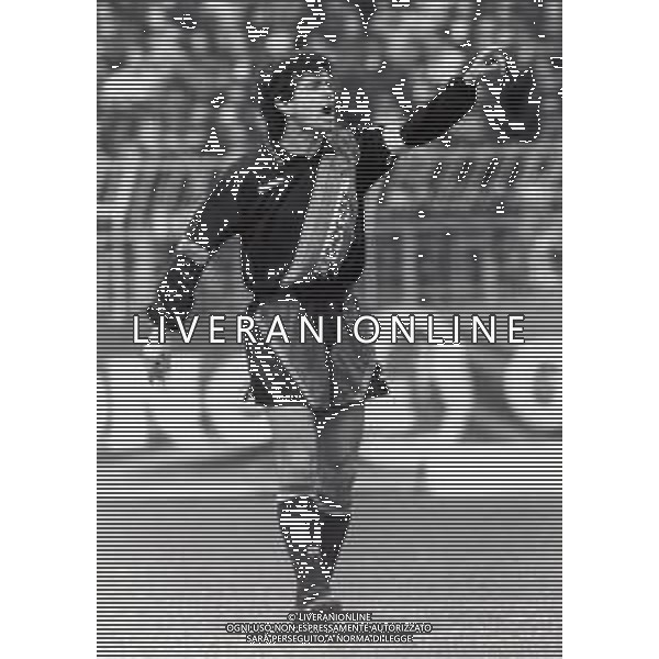 RETROSPETTIVA FRANCESCO ROMANO CALCIATORE NELLA FOTO FRANCESCO ROMANO CON LA MAGLIA DEL VENEZIA CALCIO AG ALDO LIVERANI SAS