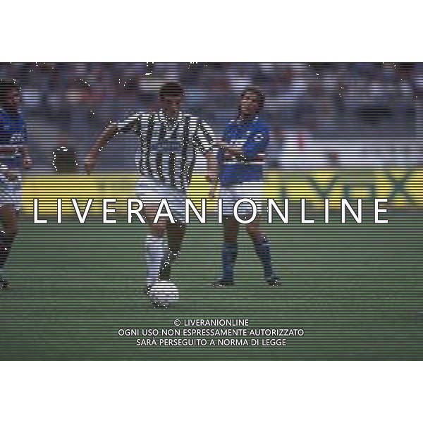 RETROSPETTIVA CIRO FERRARA CALCIATORE NELLA FOTO CIRO FERRARA CON LA MAGLIA DELLA JUVENTUS AG ALDO LIVERANI SAS