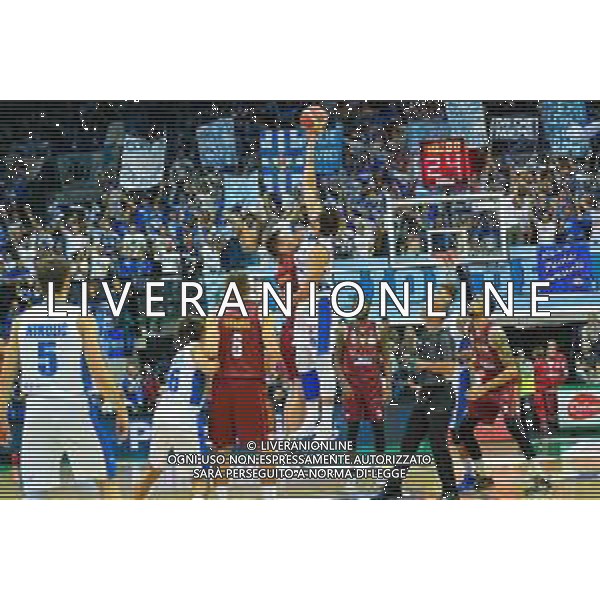 Campionato di Basket Serie A 2019/2020 Treviso, Italia 19/10/2019 De Longhi Treviso Basket-Umana Reyer Venezia Nella foto: inizio partita FOTO ALESSIO MARINI-AG ALDO LIVERANI SAS