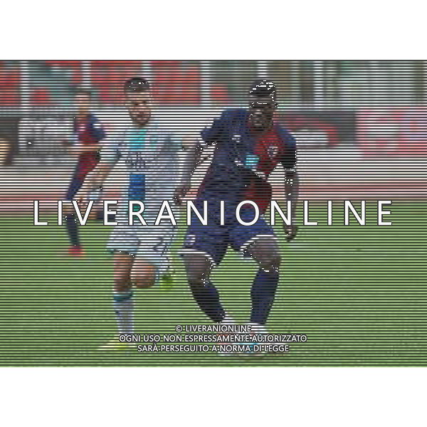 IMOLA 19 10 2019 IMOLESE CALCIO-FERALPISALO\' 0-1 NELLA FOTO NGISSAH BISMARK IMOLESE CONTRO FEDERICO CARRARO EX CAPITANO DELL\'IMOLESE CALCIO ADESSO FERALPISALO\' ©SANNA /AGENZIA ALDO LIVERANI Sas