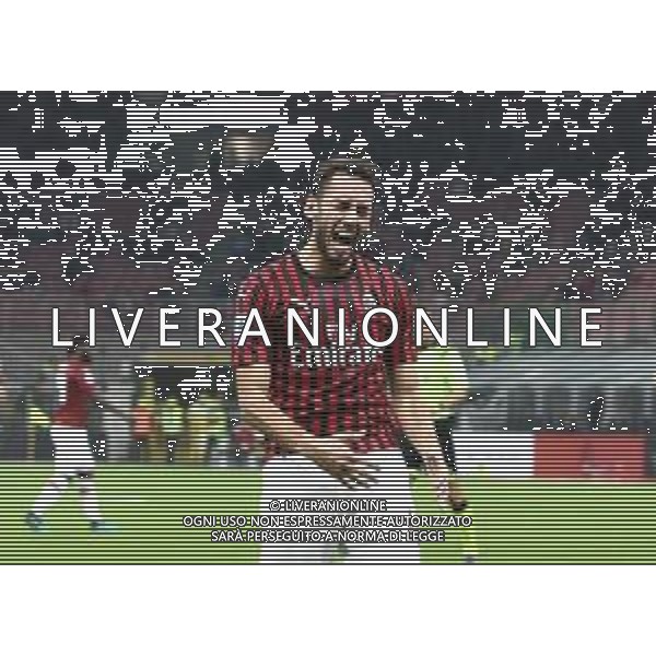 Milano 20-10-2019 Stadio Giuseppe Meazza San Siro Campionato Serie A TIM - 1° giornata Milan vs Lecce nella foto Hakan Calhanoglu la rabbia e delusione a fine gara foto Antonio Saia - Ag. Aldo Liverani sas