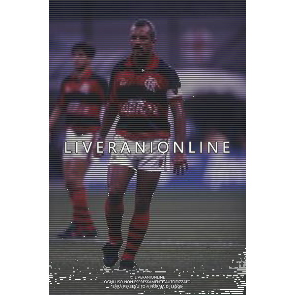 RETROSPETTIVA JUNIOR CALCIATORE NELLA FOTO JUNIOR CON LA MAGLIA DEL FLAMENGO AG ALDO LIVERANI SAS