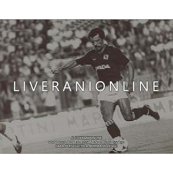 RETROSPETTIVA JUNIOR CALCIATORE NELLA FOTO JUNIOR CON LA MAGLIA DEL TORINO CALCIO AG ALDO LIVERANI SAS