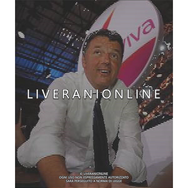 Firenze 20.10.2019 - Leopolda 10a Edizione Italia ventinove Presentazione del nuovo Partito di Matteo Renzi Italia Viva - nella foto: il senatore Matteo Renzi sul palco della Leopolda ©Claudio Zamagni/Agenzia Aldo Liverani