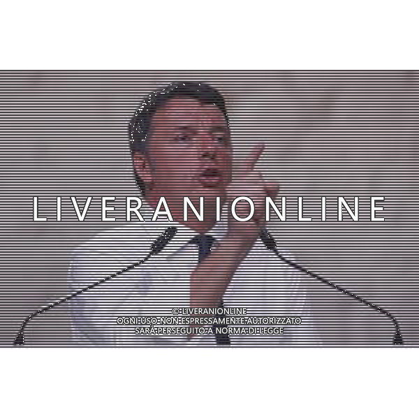 Firenze 20.10.2019 - Leopolda 10a Edizione Italia ventinove Presentazione del nuovo Partito di Matteo Renzi Italia Viva - nella foto: il senatore Matteo Renzi sul palco della Leopolda ©Claudio Zamagni/Agenzia Aldo Liverani