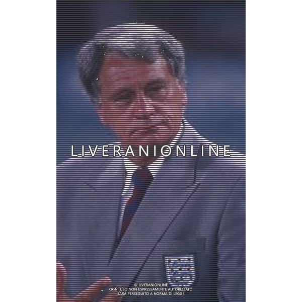 RETROSPETTIVA BOBBY ROBSON ALLENATORE NELLA FOTO BOBBY ROBSON ALLENATORE NAZIONALE INGHILTERRA AG ALDO LIVERANI SAS