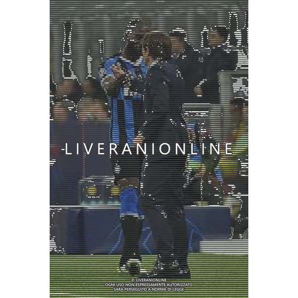 Milano 23-10-2019 Stadio Giuseppe Meazza - San Siro UEFA Champions League - fase a gironi 3° giornata gruppo F Inter vs Borussia Dortmund nella foto Antonio Conte allenatore Inter e Romelu Lukaku (Inter) dopo la sostituzione foto Roberto Garavaglia - ag. Aldo Liverani sas
