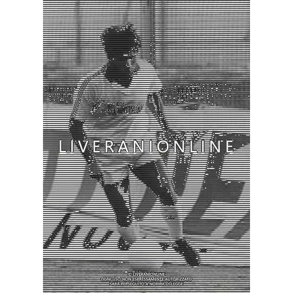 RETROSPETTIVA PAOLO BALDIERI CALCIATORE NELLA FOTO PAOLO BALDIERI CON LA MAGLIA DELL\' EMPOLI CALCIO AG ALDO LIVERANI SAS