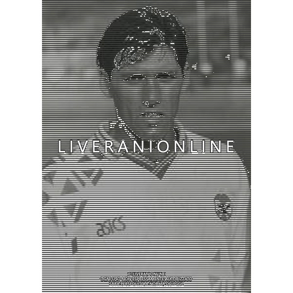 RETROSPETTIVA PAOLO BALDIERI CALCIATORE NELLA FOTO PAOLO BALDIERI CON LA MAGLIA DEL LECCE CALCIO AG ALDO LIVERANI SAS