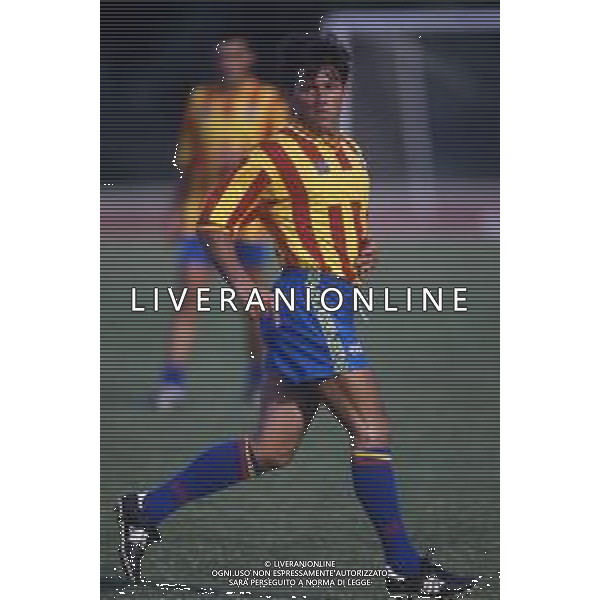 RETROSPETTIVA PAOLO BALDIERI CALCIATORE NELLA FOTO PAOLO BALDIERI CON LA MAGLIA DEL LECCE CALCIO AG ALDO LIVERANI SAS