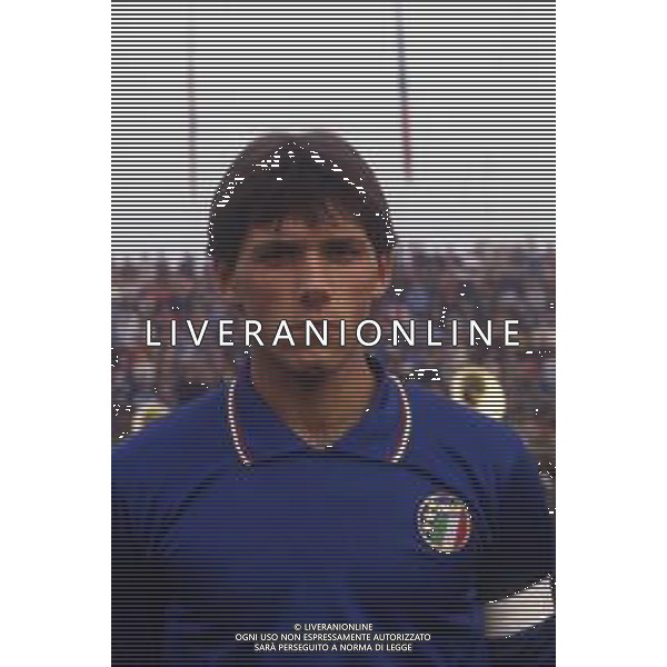 RETROSPETTIVA PAOLO BALDIERI CALCIATORE NELLA FOTO PAOLO BALDIERI CON LA MAGLIA DELLA NAZIONALE ITALIANA AG ALDO LIVERANI SAS