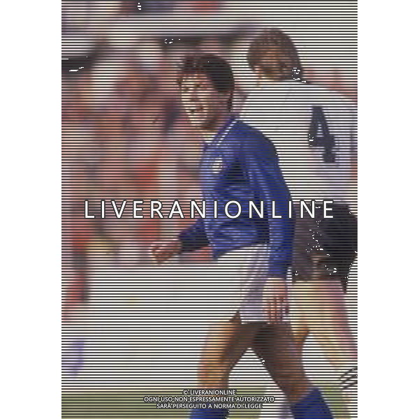 RETROSPETTIVA PAOLO BALDIERI CALCIATORE NELLA FOTO PAOLO BALDIERI CON LA MAGLIA DELLA NAZIONALE ITALIANA AG ALDO LIVERANI SAS