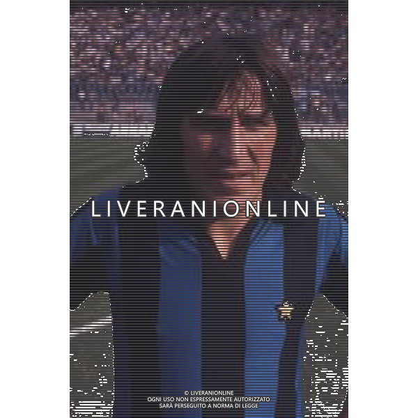 RETROSPETTIVA ADRIANO FEDELE CALCIATORE E ALLENATORE NELLA FOTO ADRIANO FEDELE CON LA MAGLIA DELL\'INTER CALCIO AG ALDO LIVERANI SAS