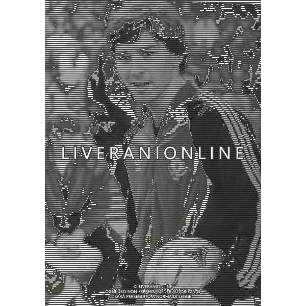 RETROSPETTIVA BRIAN ROBSON CALCIATORE NELLA FOTO BRIAN ROBSON CON LA MAGLIA DEL MANCHESTER UNITED AG ALDO LIVERANI SAS