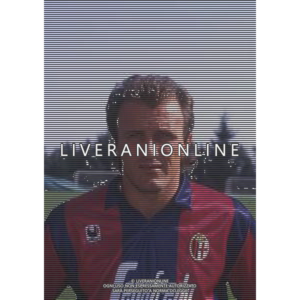 RETROSPETTIVA VILLA MATTEO CALCIATORE NELLA FOTO VILLA MATTEO CON LA MAGLIA DEL BOLOGNA CALCIO AG ALDO LIVERANI SAS