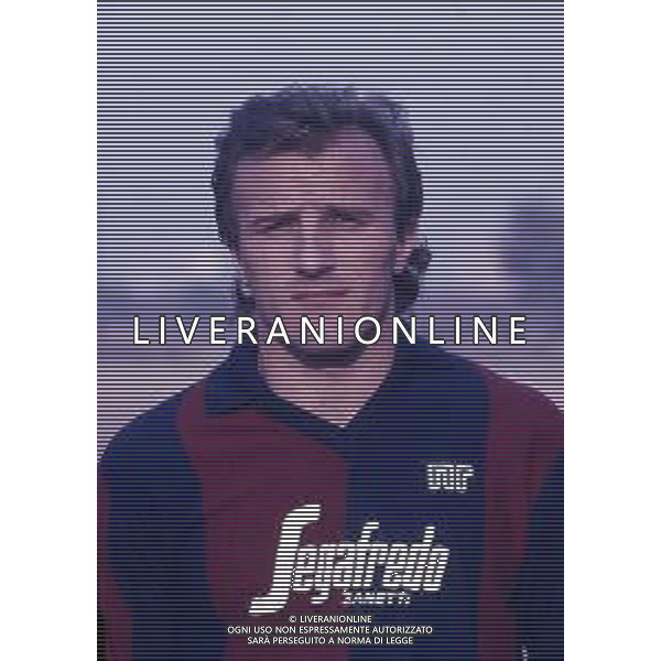 RETROSPETTIVA VILLA MATTEO CALCIATORE NELLA FOTO VILLA MATTEO CON LA MAGLIA DEL BOLOGNA CALCIO AG ALDO LIVERANI SAS