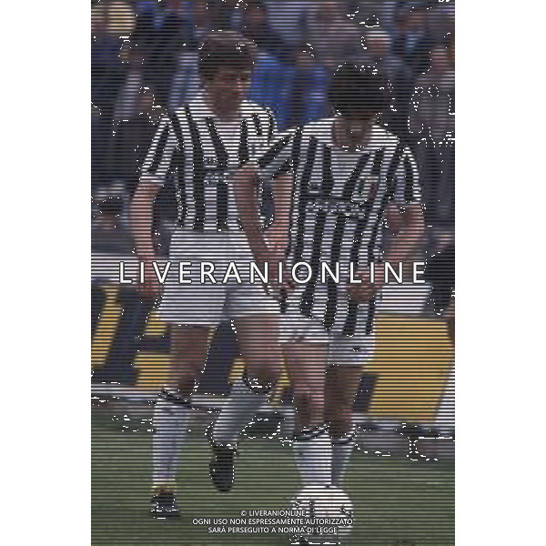 RETROSPETTIVA BENIAMINO VIGNOLA CALCIATORE NELLA FOTO BENIAMINO VIGNOLA CON LA MAGLIA DELLA JUVENTUS AG ALDO LIVERANI SAS