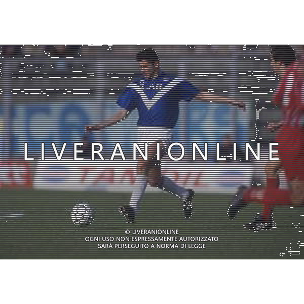 RETROSPETTIVA SALVATORE GIUNTA CALCIATORE NELLA FOTO SALVATORE GIUNTA CON LA MAGLIA DEL BRESCIA CALCIO AG ALDO LIVERANI SAS
