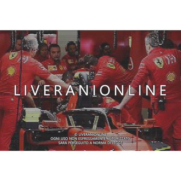 Ferrari SF90 of Sebastian Vettel (GER) Ferrari SF90 worked on by mechanics in the third practice session. 26.10.2019. Formula 1 World Championship, Rd 18, Mexican Grand Prix, Mexico City, Mexico, Qualifying Day. AG ALDO LIVERANI SAS-ONLY ITALY