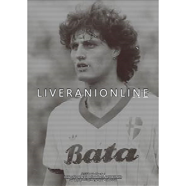 RETROSPETTIVA VALIGI CLAUDIO CALCIATORE NELLA FOTO CLAUDIO VALIGI CON LA MAGLIA DEL PADOVA CALCIO AG ALDO LIVERANI SAS